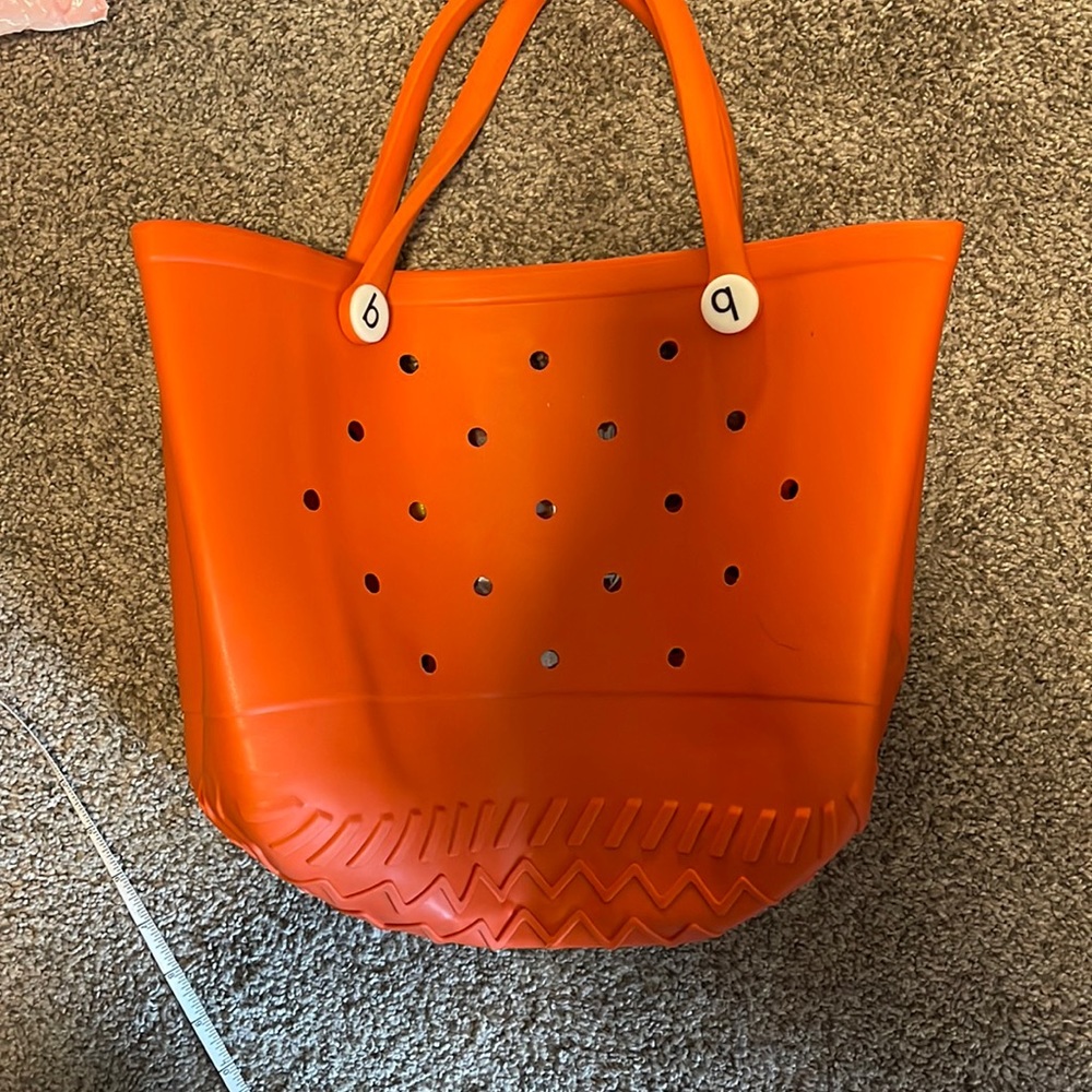 Small bogg bag